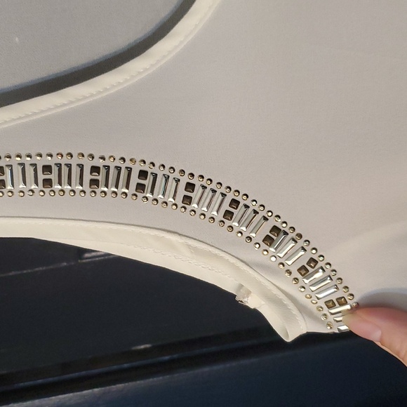 Tie Front Tank - Picture 2 of 4